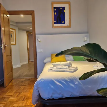Apartment 1e143 5 En Primera Linea De Playa Gijon